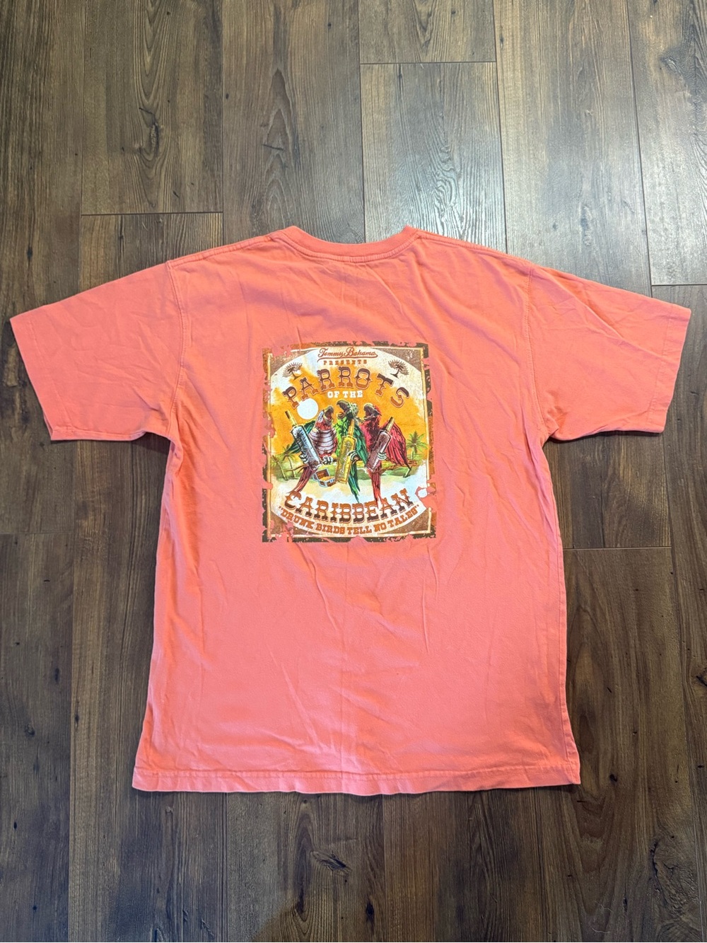 Tommy Bahama Men’s Parrots Of The Caribbean Graphic Tee Size M Coral